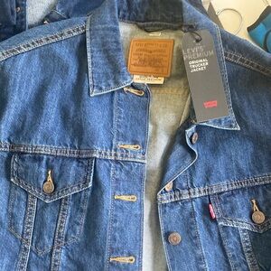 NWT Levies jean jacket